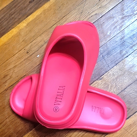 Vitality sandal 👡 color 😍 Red  size 8 - Picture 9 of 10